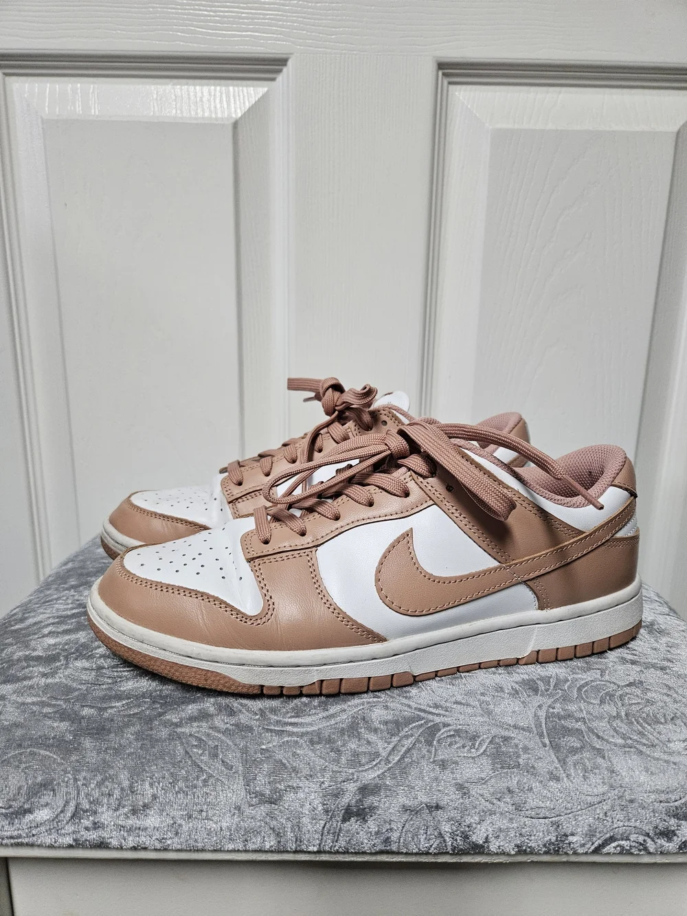 Nike Women's Low-Top Dunk Sneakers in Rose Tan and White